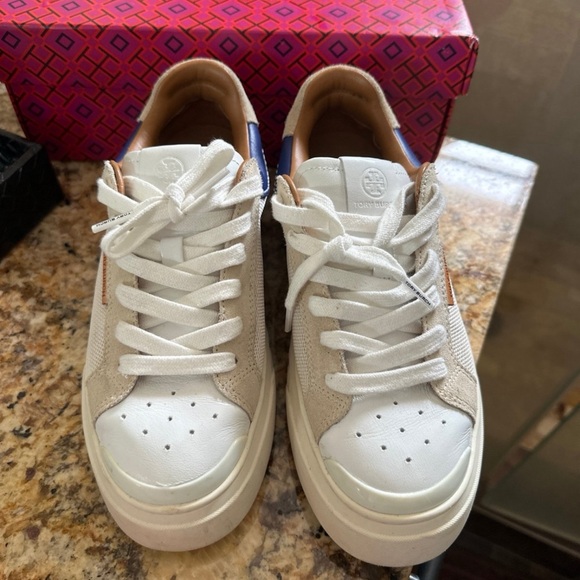 TB Women's Ladybug Low Top Sneakers - Picture 2 of 7